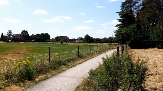 Trage Weg bij Langendijk in Itegem (vergroot foto)